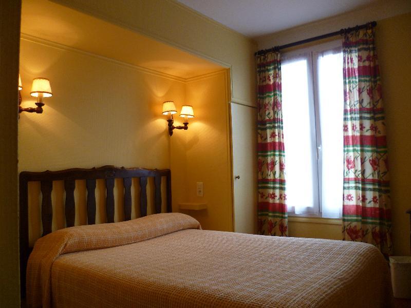 Hotel Pb - Paris-Barcelone Перпиньан Экстерьер фото