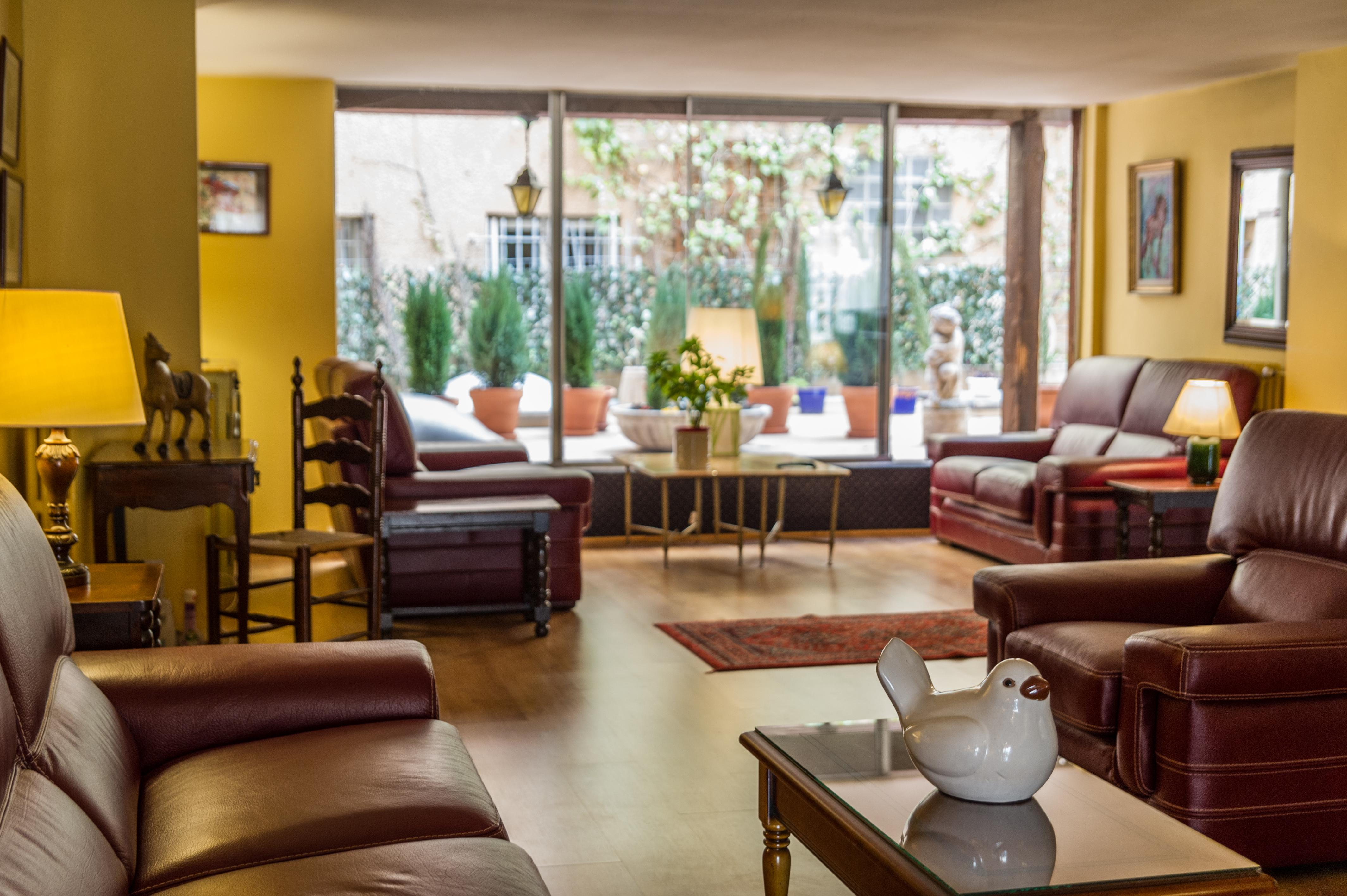 Hotel Pb - Paris-Barcelone Перпиньан Экстерьер фото