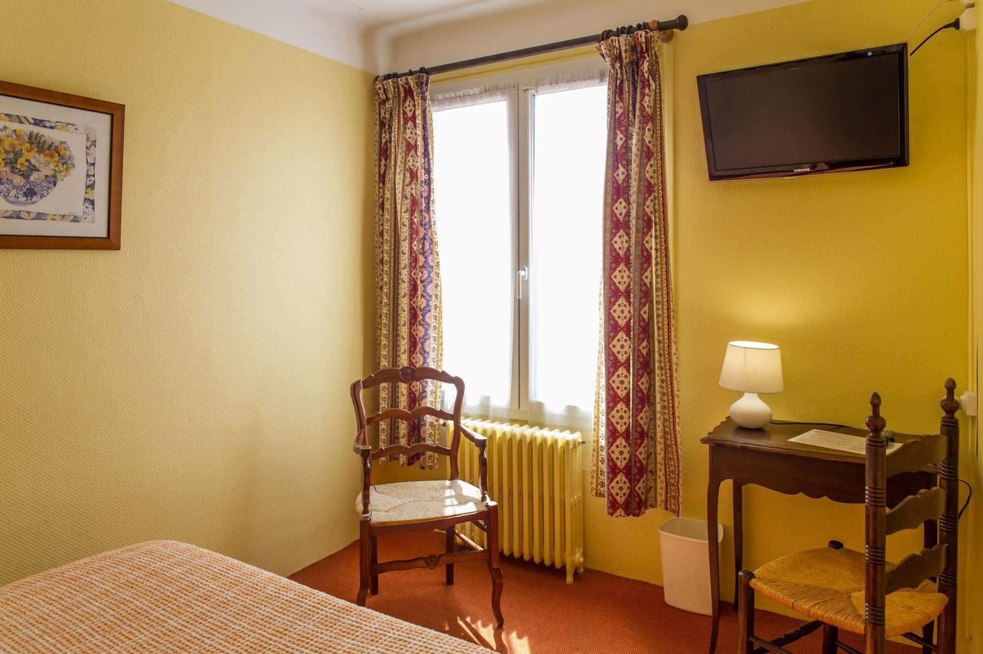Hotel Pb - Paris-Barcelone Перпиньан Экстерьер фото